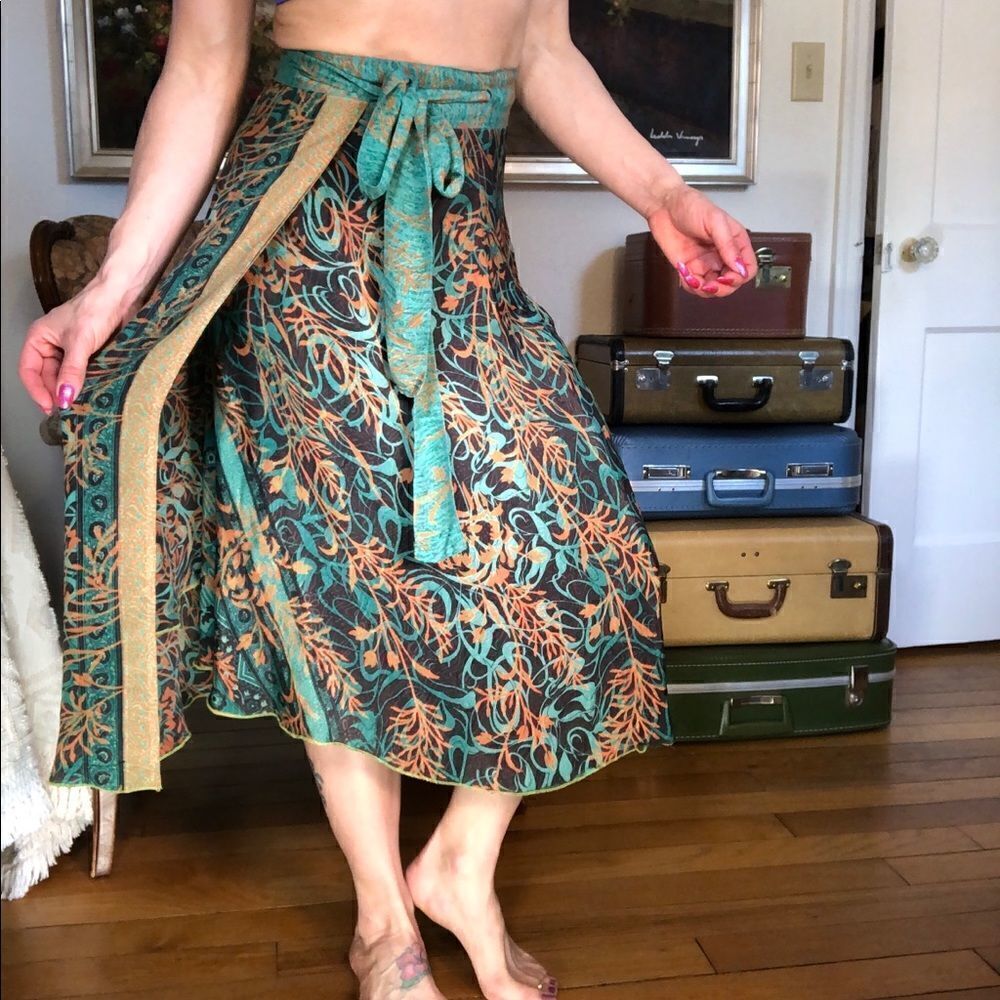 Radhesh Layered wrap skirt 